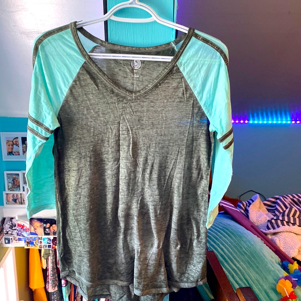 Girls size S shirt